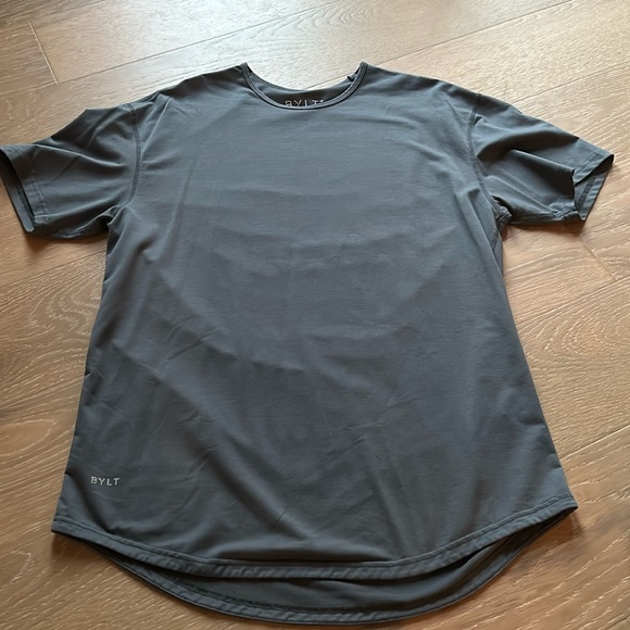 BYLT Basics Tee Grey - Picture 1 of 2